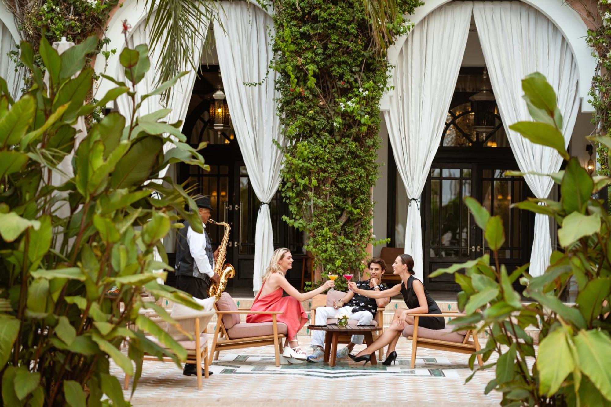 Sofitel Marrakech Palais Imperial & Spa Марракеш Экстерьер фото The Hotel's courtyard
